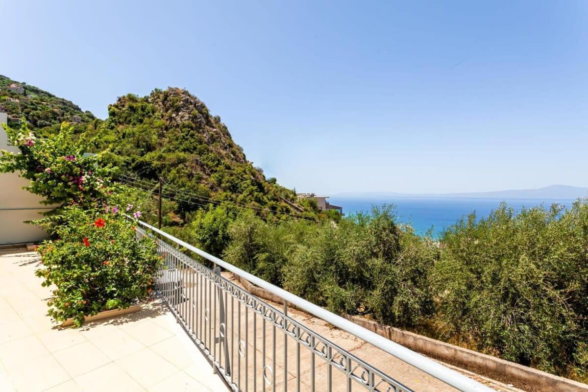 Aigli Summer Getaway - Seaview Lux Retreat Verga Kalamata Exteriör bild